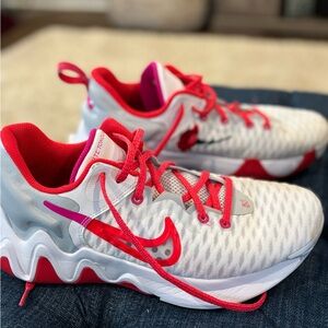 Giannis Immortal Rose basketball shoes in excellent condition - hard to find!